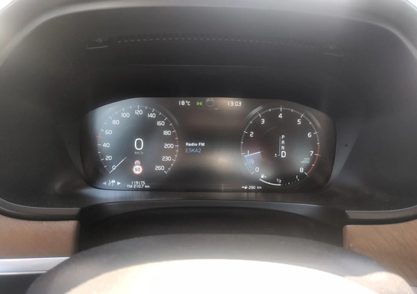 Volvo S90 cena 124900 przebieg: 119000, rok produkcji 2017 z Ostrołęka małe 562
